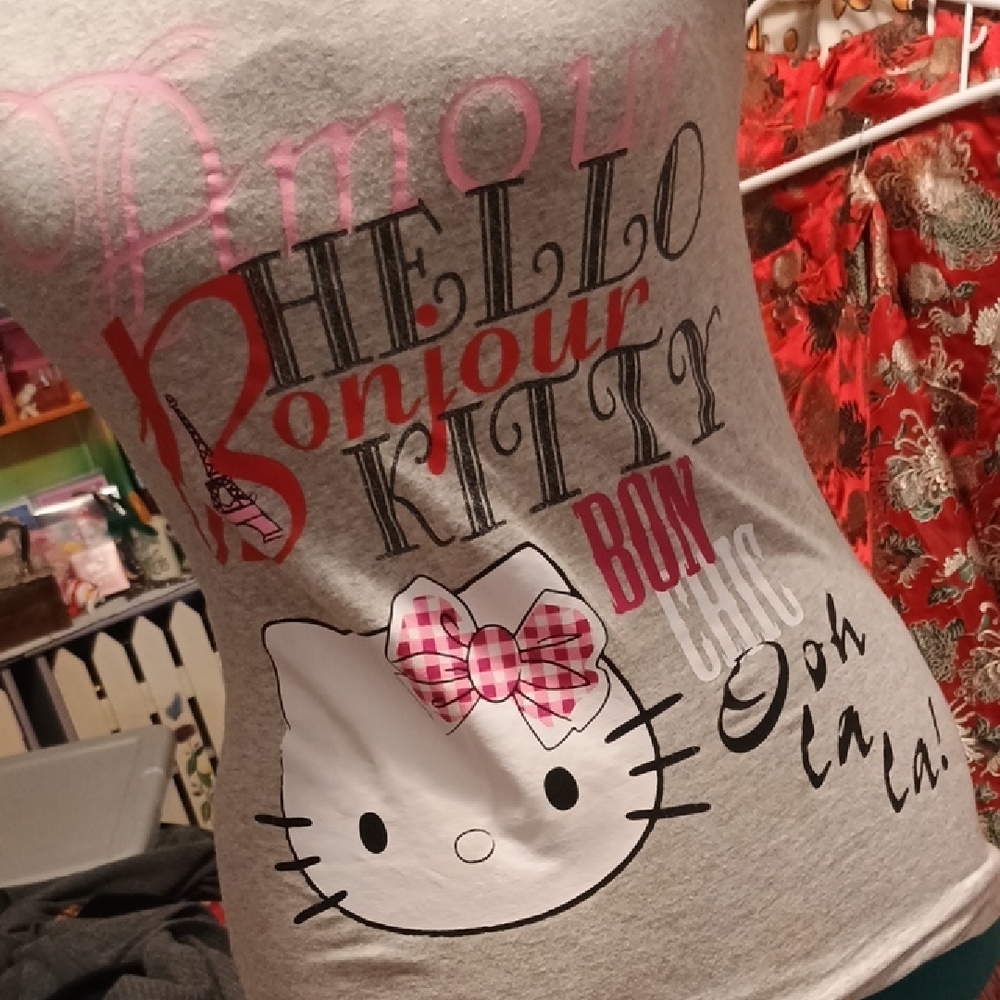 Hello Kitty Parisian Charm Tee - Gray and Pink